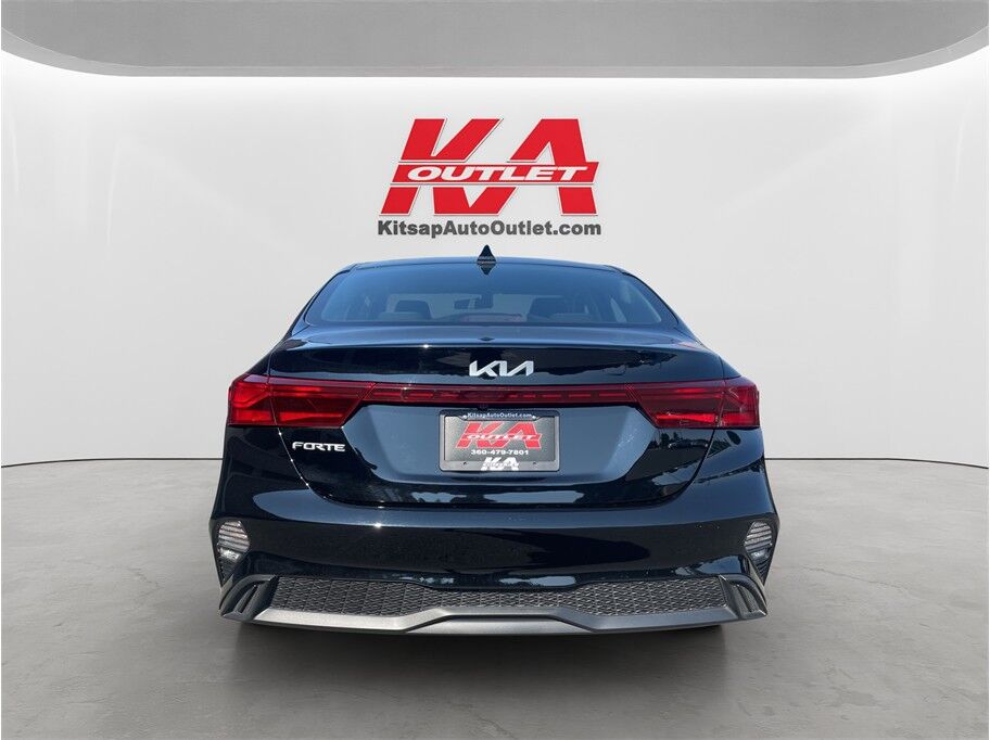 2024 Kia Forte LXS Sedan 4D Port Orchard WA