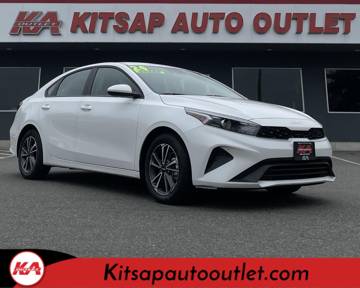 2024 Kia Forte LXS Sedan 4D Port Orchard WA