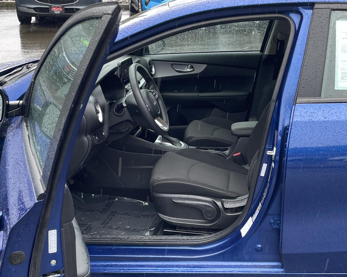 2024 Kia Forte LXS Sedan 4D Port Orchard WA