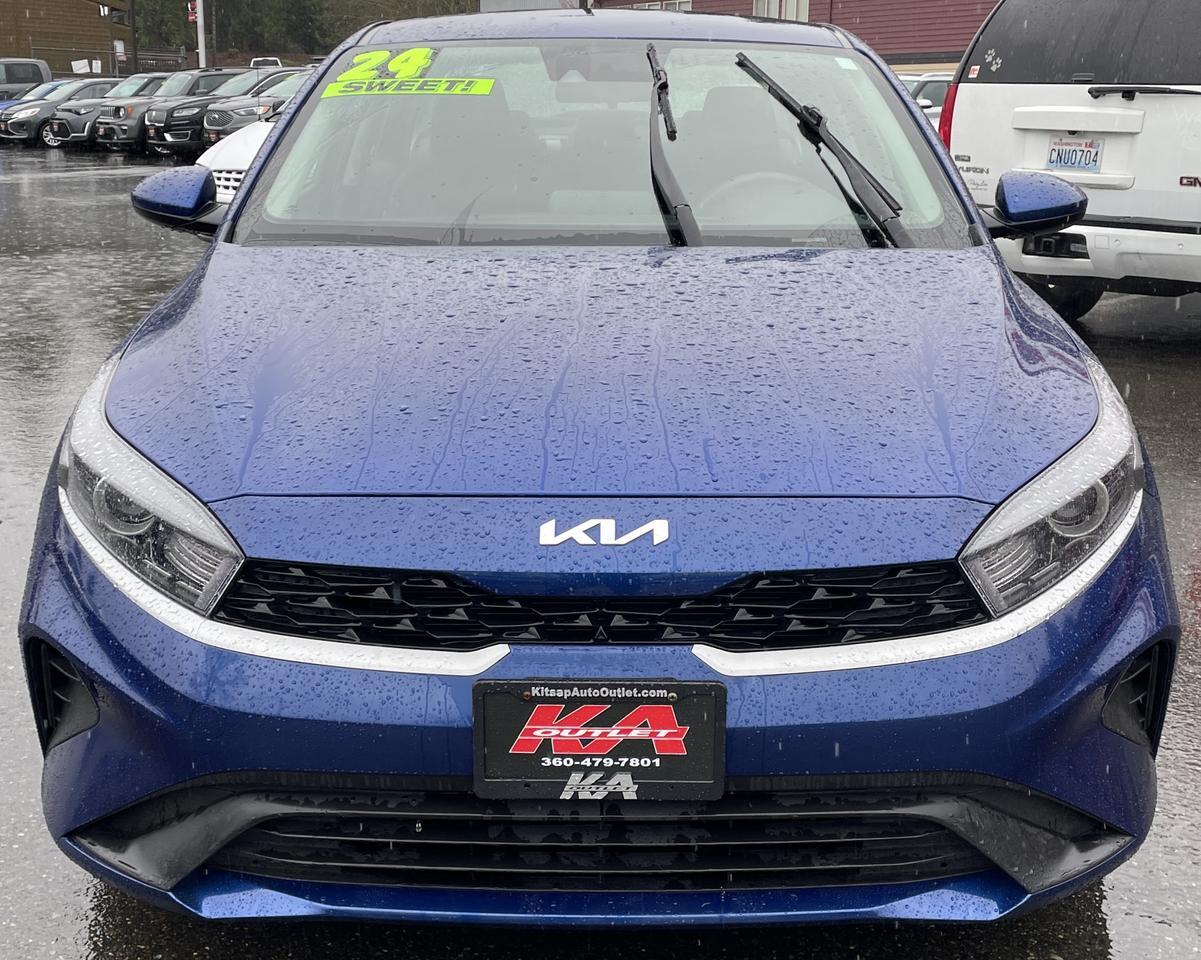 2024 Kia Forte LXS Sedan 4D