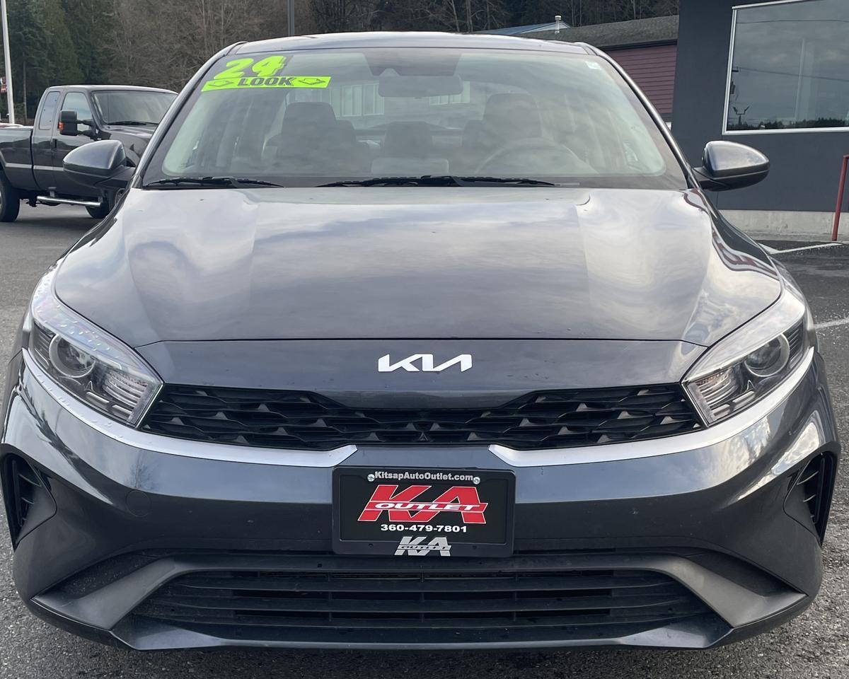 2024 Kia Forte LXS Sedan 4D