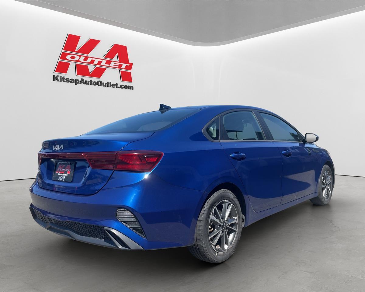 2024 Kia Forte LXS Sedan 4D