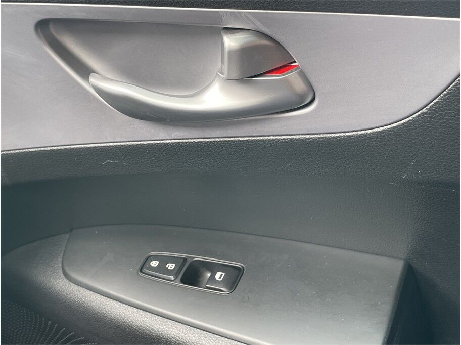 2024 Kia Forte LXS Sedan 4D Port Orchard WA