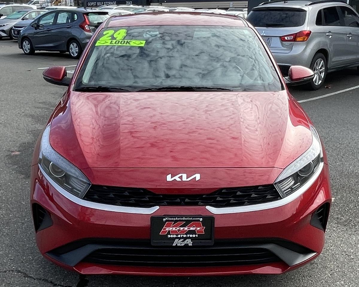 2024 Kia Forte LXS Sedan 4D