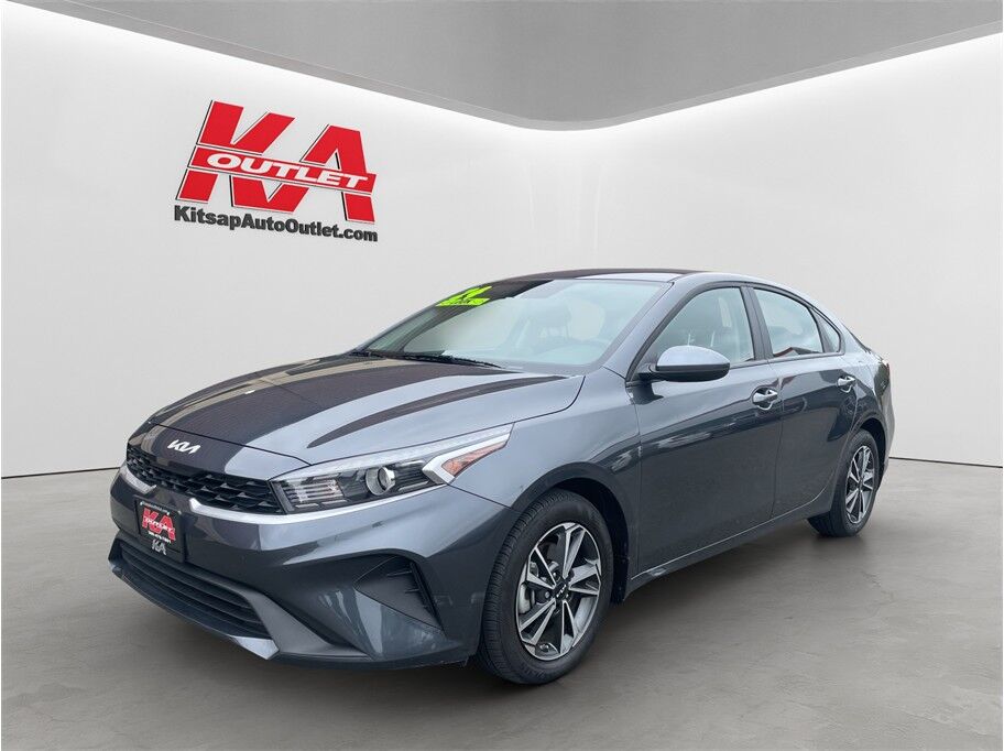 2024 Kia Forte LXS Sedan 4D