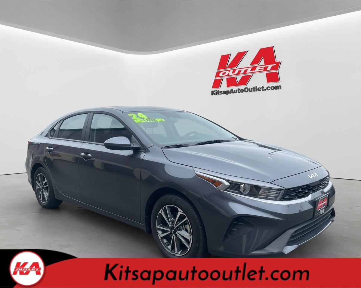2024 Kia Forte LXS Sedan 4D