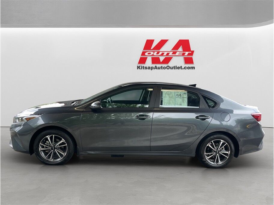 2024 Kia Forte LXS Sedan 4D