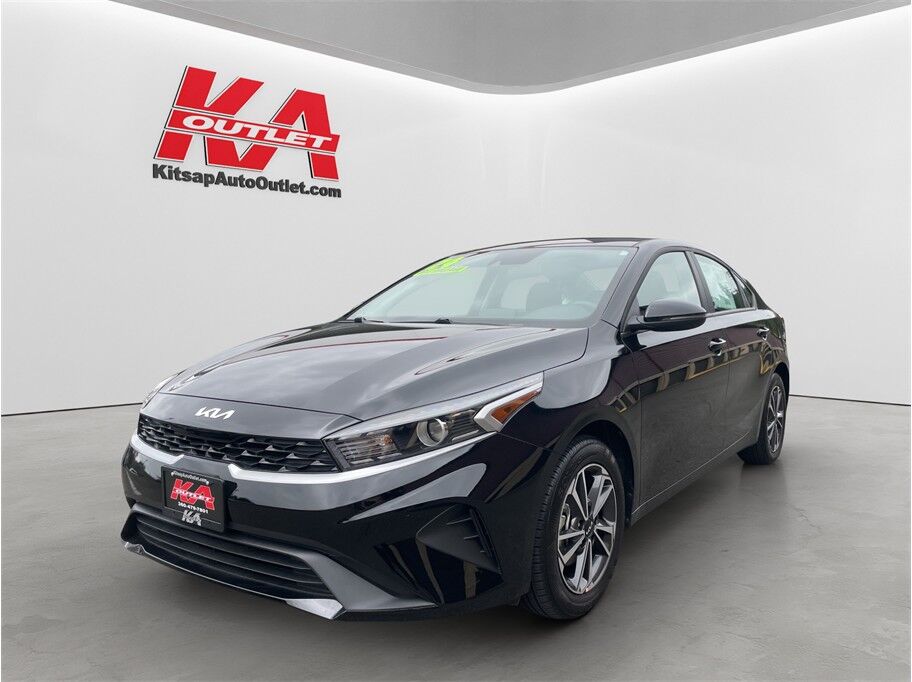 2024 Kia Forte LXS Sedan 4D