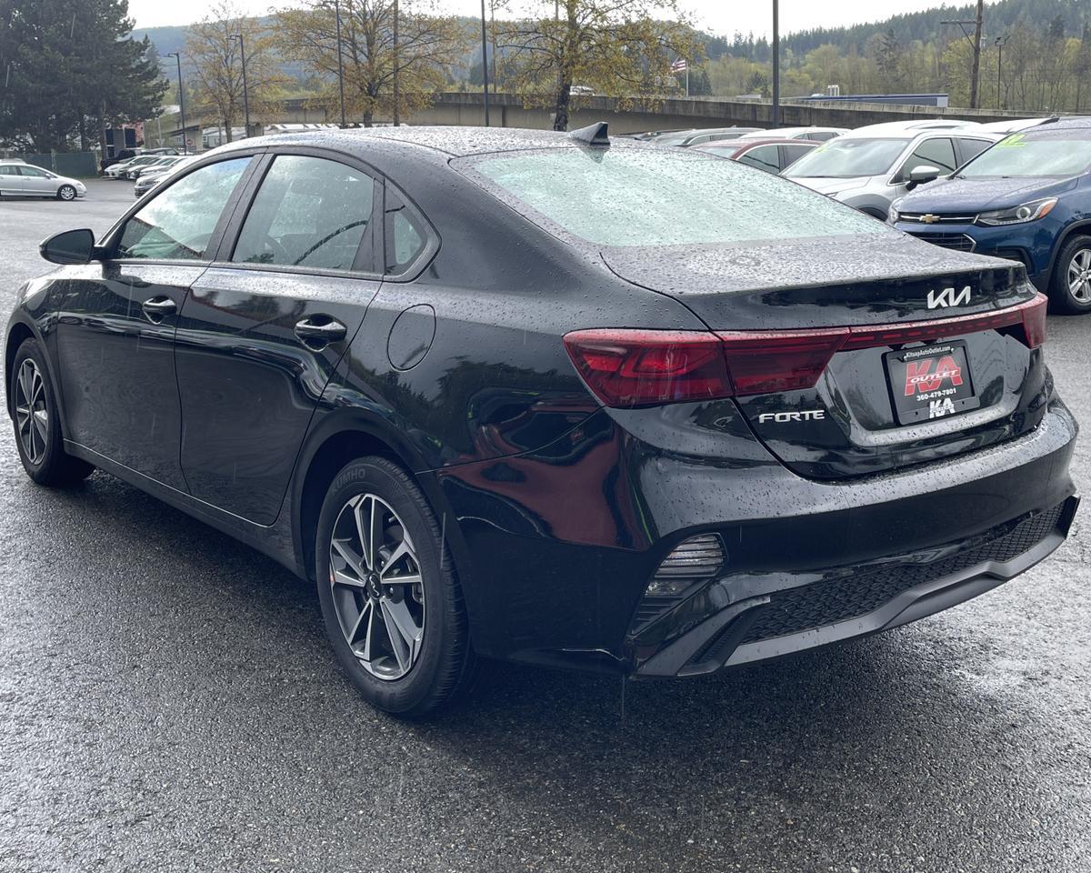 2024 Kia Forte LXS Sedan 4D