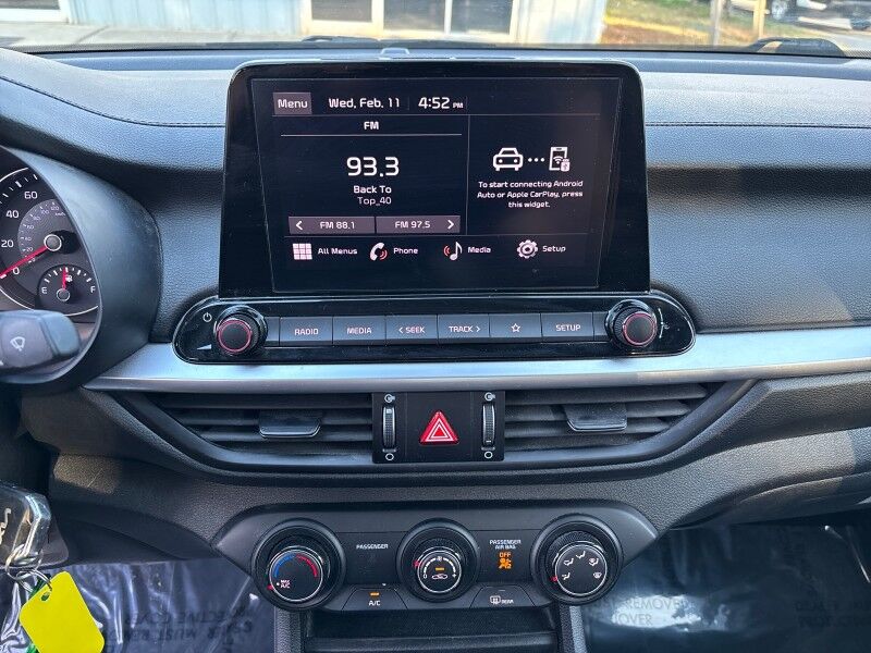 2024 Kia Forte LXS Seffner FL