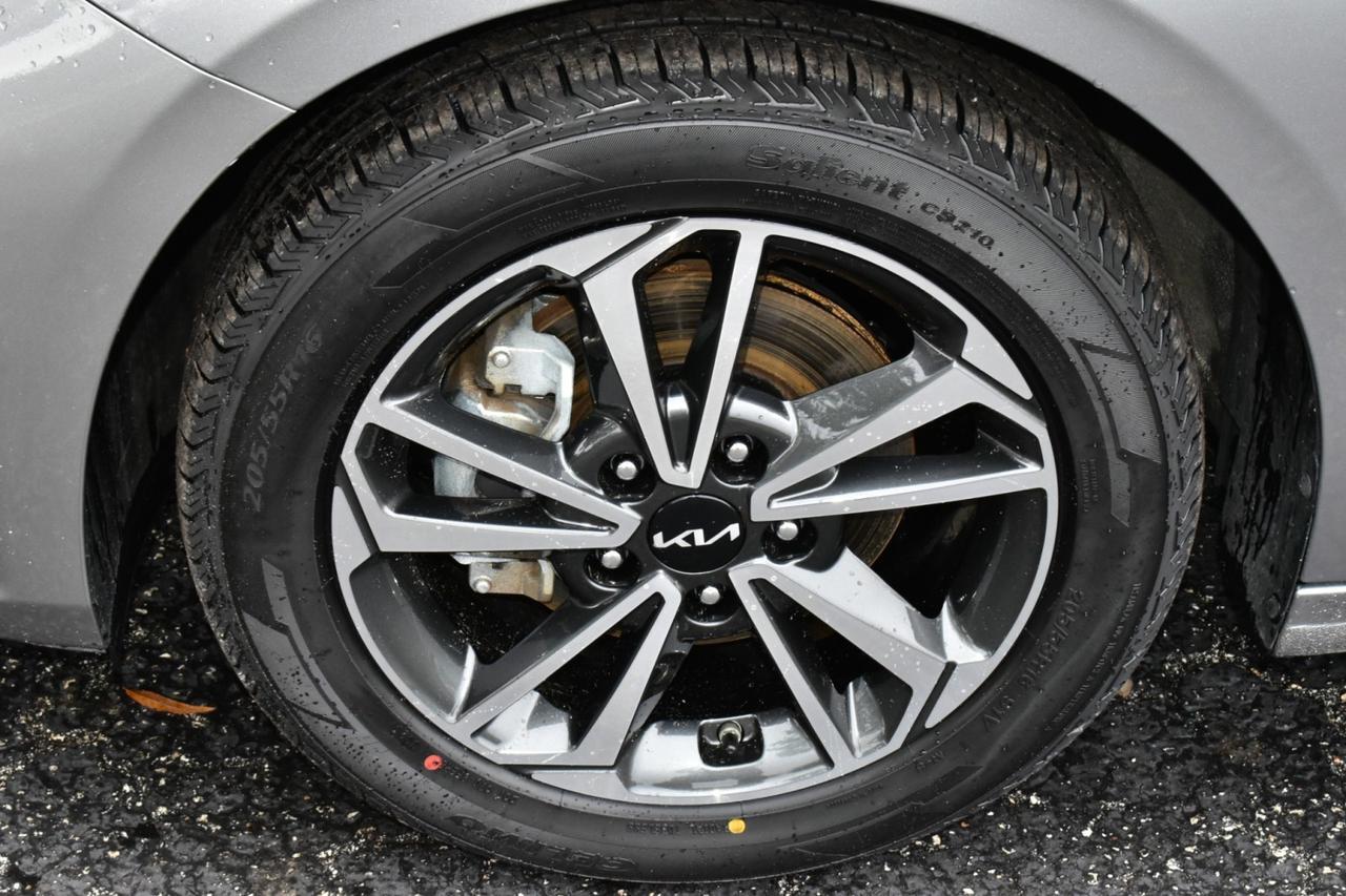 2024 Kia Forte LXS Tampa FL