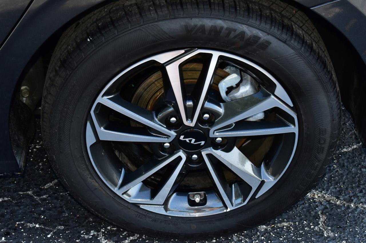 2024 Kia Forte LXS Tampa FL