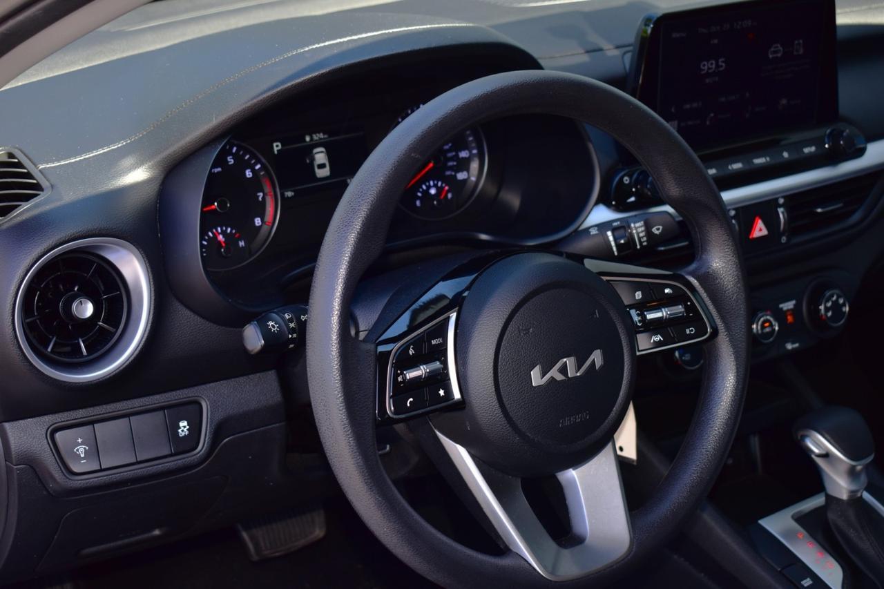 2024 Kia Forte LXS Tampa FL