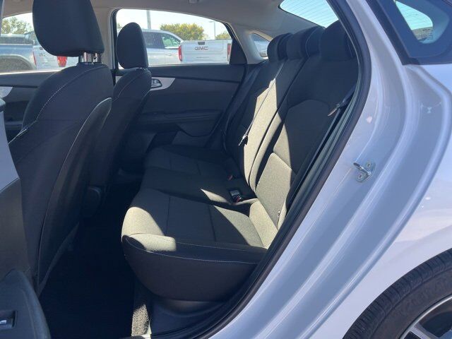 2024 Kia Forte LXS Carbondale IL