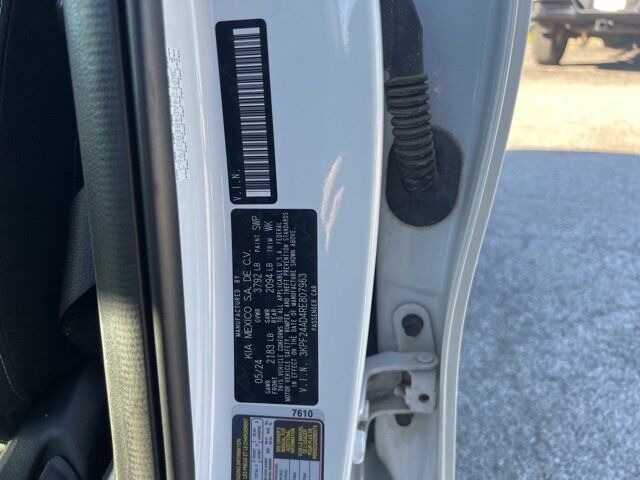 2024 Kia Forte LXS Carbondale IL