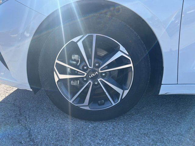 2024 Kia Forte LXS Carbondale IL