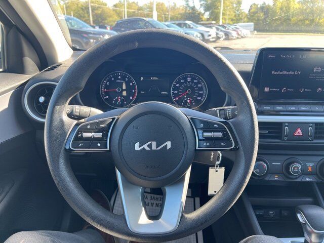 2024 Kia Forte LXS Carbondale IL