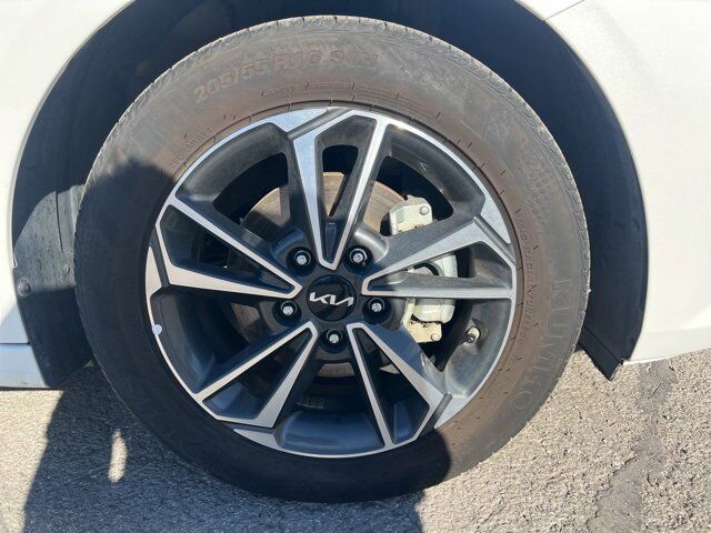 2024 Kia Forte LXS Carbondale IL