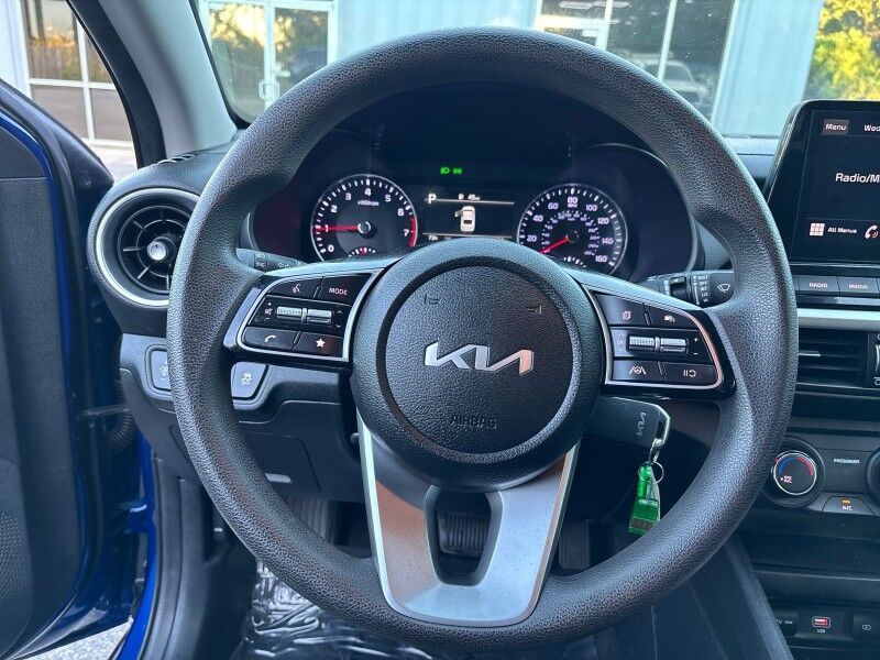 2024 Kia Forte LXS w/TECHNOLOGY PKG. Seffner FL