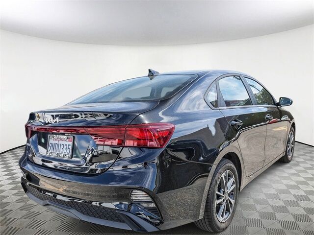 2024 Kia Forte LXS Huntington Beach CA