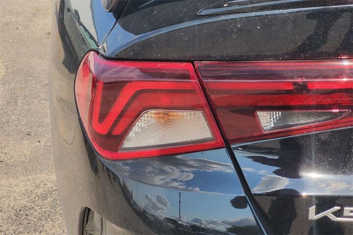 2024 Kia K5 GT  TX