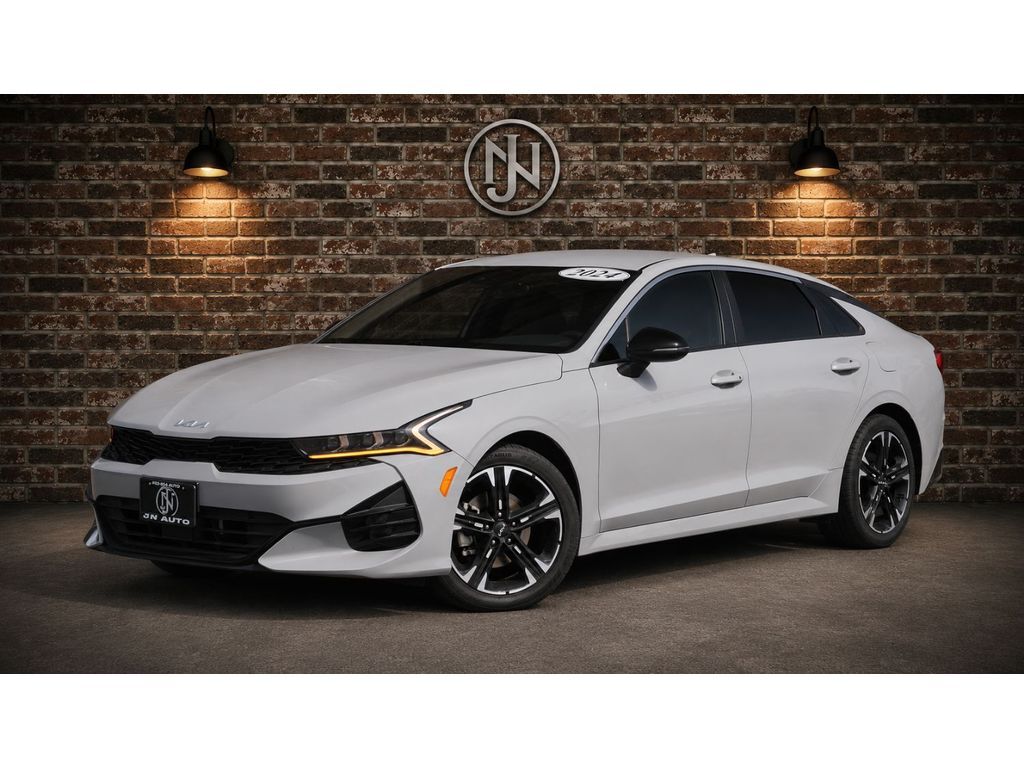 2024 Kia K5 GT-Line