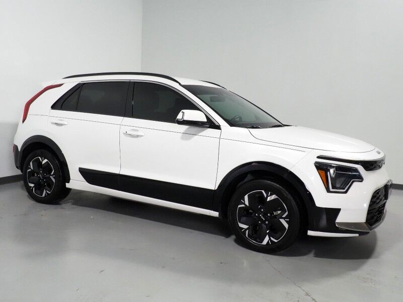 2024 Kia Niro EV Wind *NAVIGATION, ADAPTIVE CRUISE, SAFETY ALERTS, BACKUP-CAMERA, COLOR TOUCHSCREEN, HEATED SEATS, POWER LIFTGATE, REMOTE START, WIRELESS CHARGING, ANDROID & APPLE