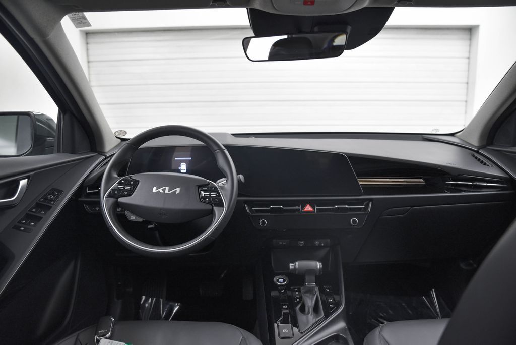 2024 Kia Niro EX Akron OH