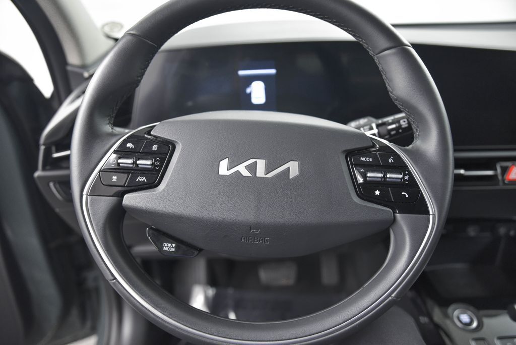 2024 Kia Niro EX Akron OH
