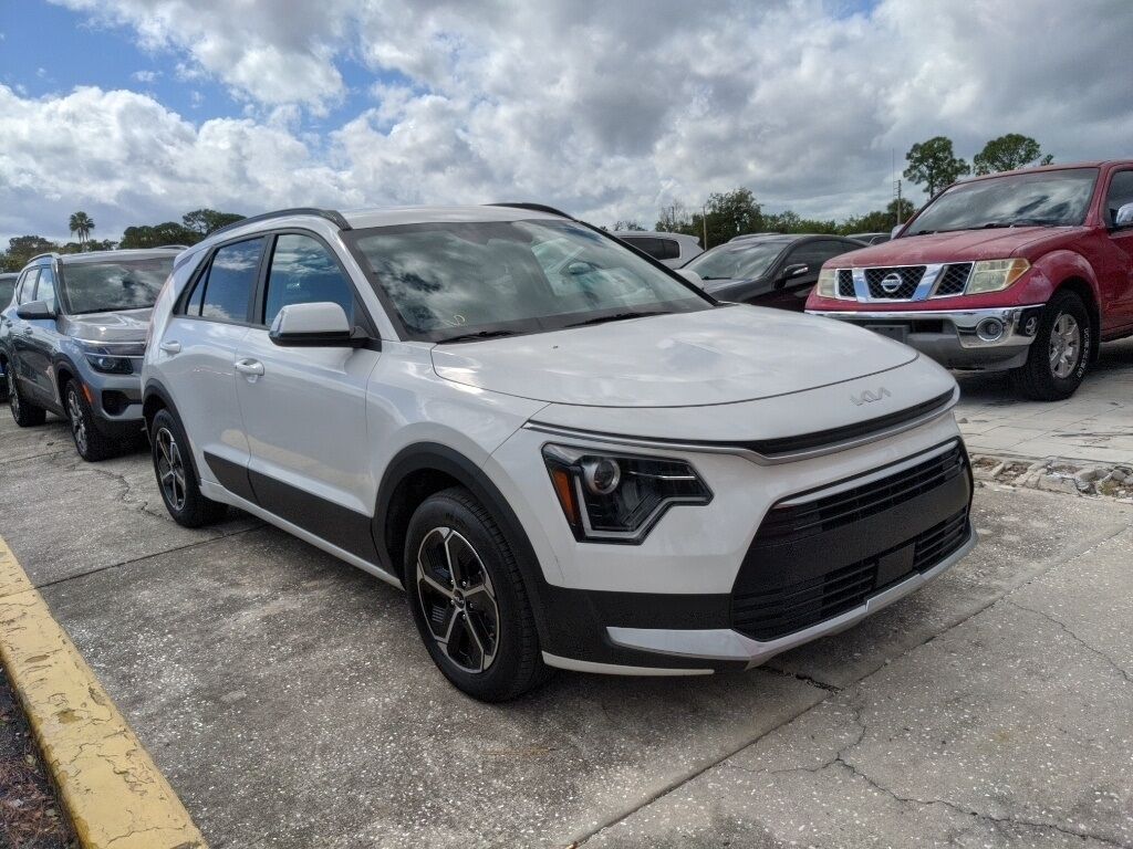2024 Kia Niro EX