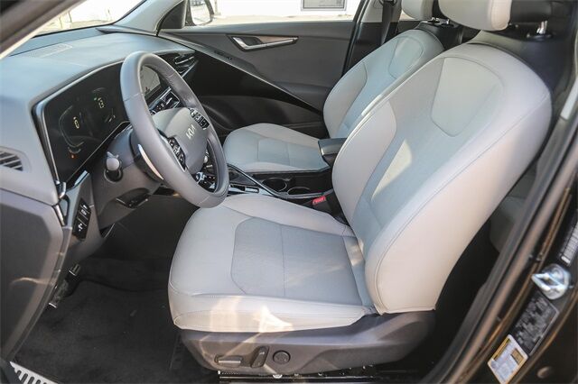 2024 Kia Niro EX Touring Glendale CA