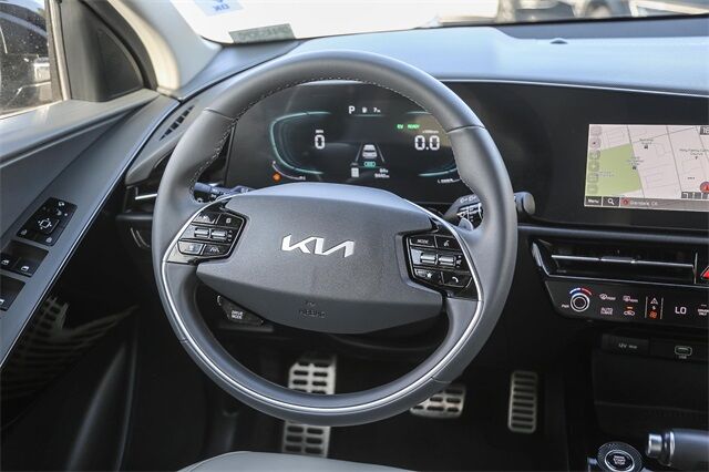 2024 Kia Niro EX Touring Glendale CA