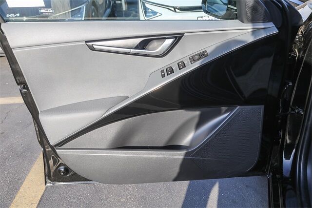 2024 Kia Niro EX Touring Glendale CA