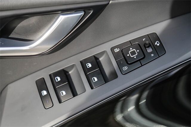 2024 Kia Niro EX Touring Renton WA