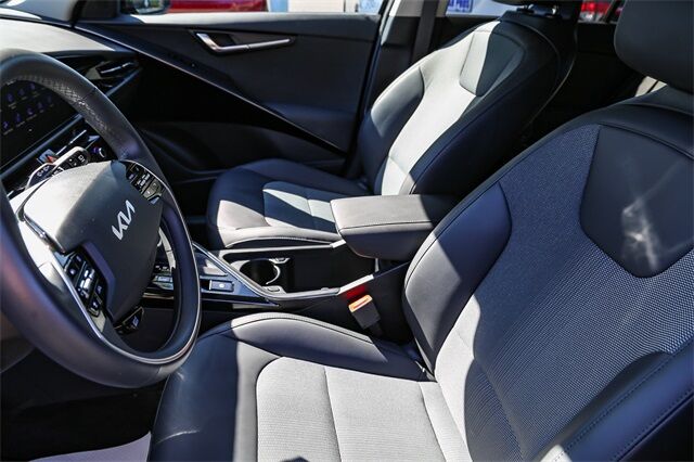 2024 Kia Niro EX Touring Renton WA