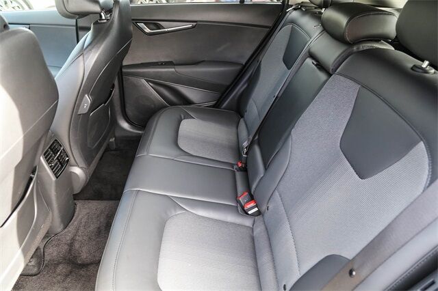 2024 Kia Niro EX Touring Renton WA