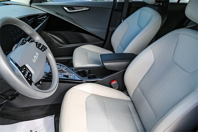 2024 Kia Niro EX Tacoma WA