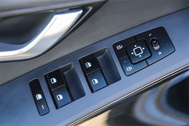 2024 Kia Niro EX Tacoma WA