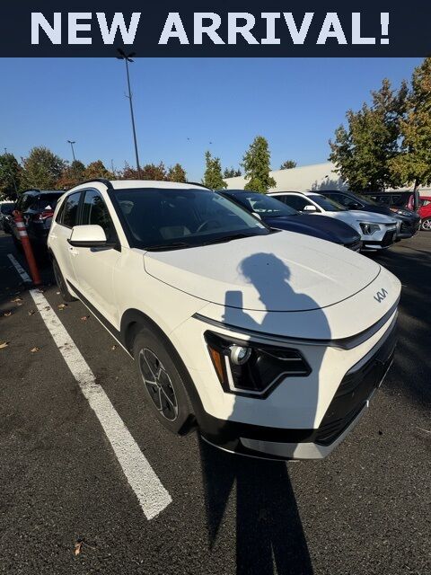 2024 Kia Niro Plug-In Hybrid EX Renton WA