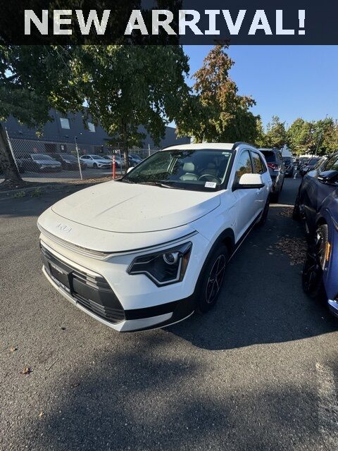 2024 Kia Niro Plug-In Hybrid EX Renton WA