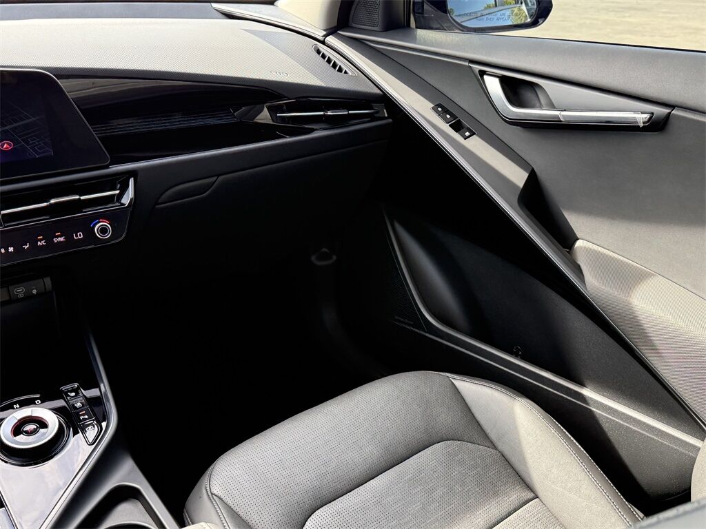 2024 Kia Niro Plug-In Hybrid SX San Clemente CA