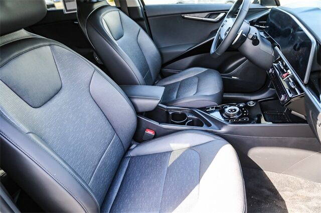 2024 Kia Niro Plug-In Hybrid SX Renton WA