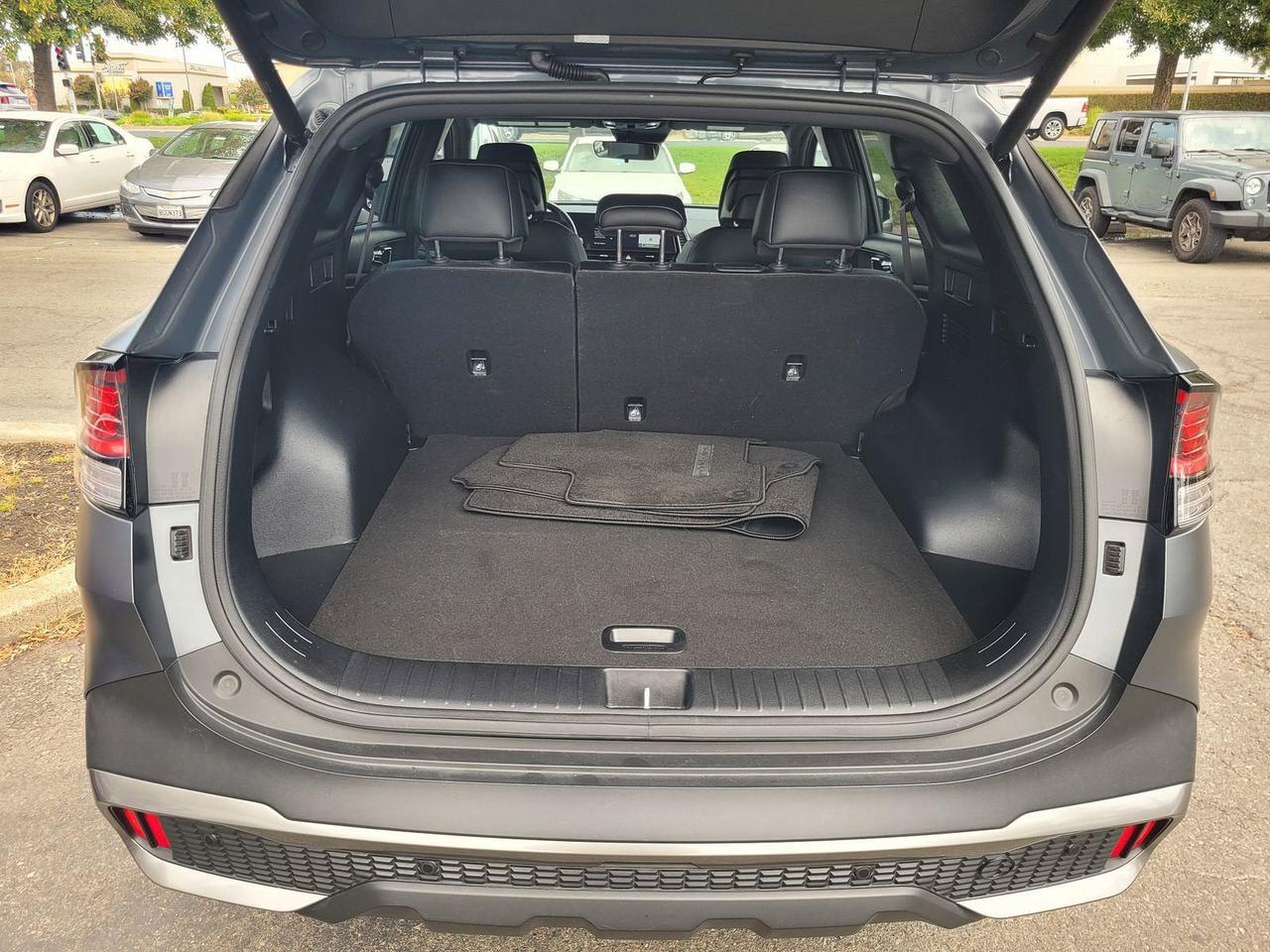 2024 Kia SPORTAGE PLUG-IN HYBRID X-LINE Roseville CA