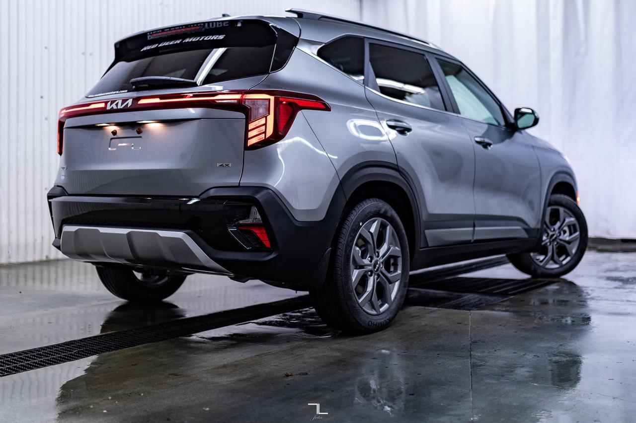 2024 Kia Seltos AWD EX Leather Roof BCam Red Deer AB