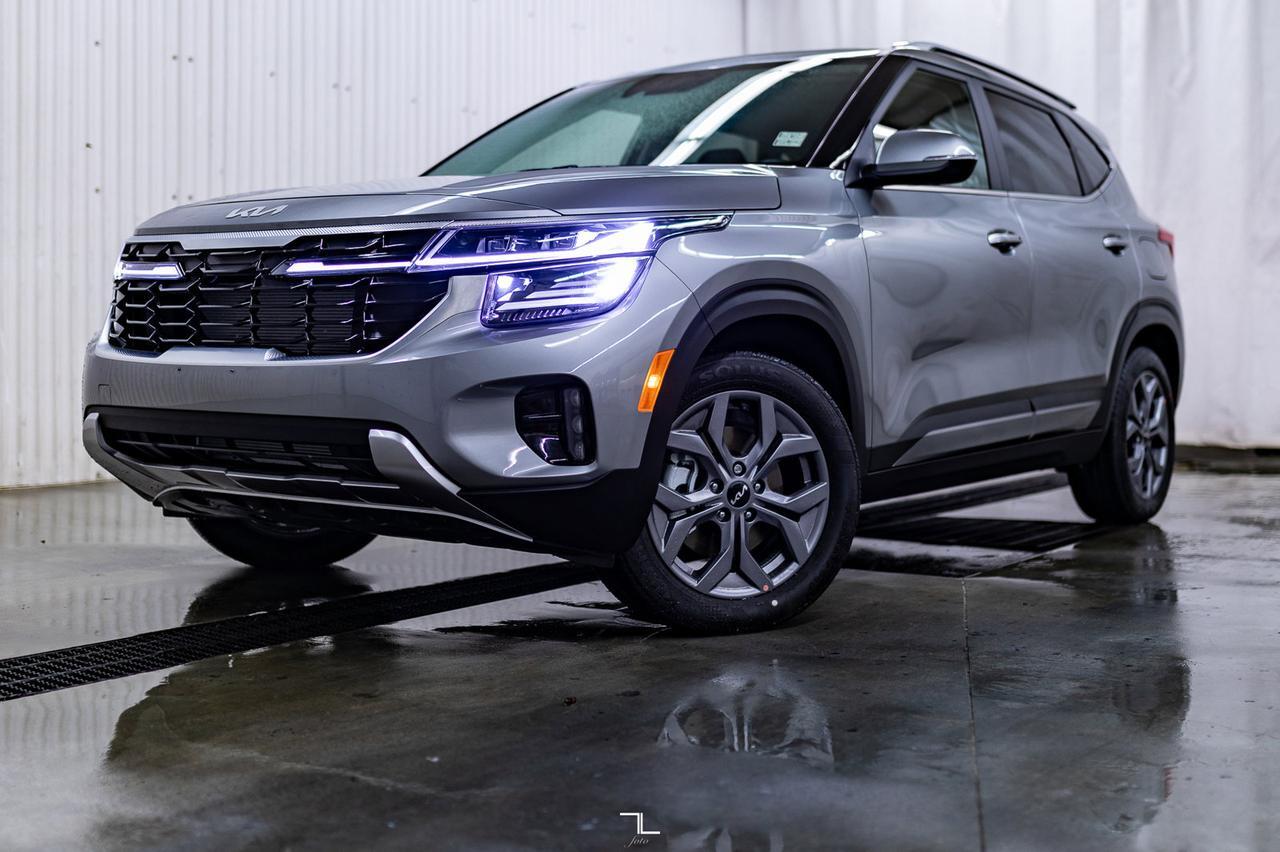 2024 Kia Seltos AWD EX Leather Roof BCam Red Deer AB