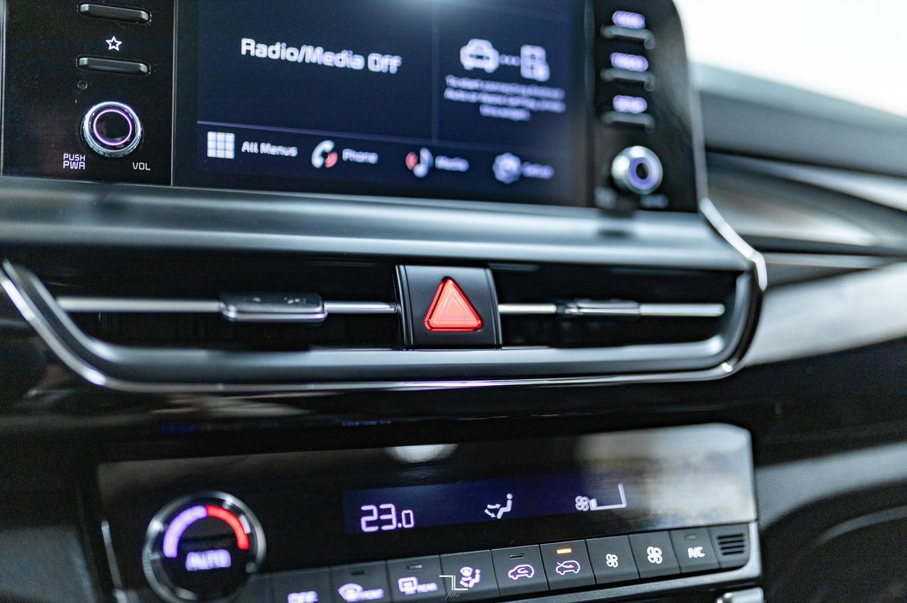 2024 Kia Seltos AWD EX Leather Roof BCam Red Deer AB