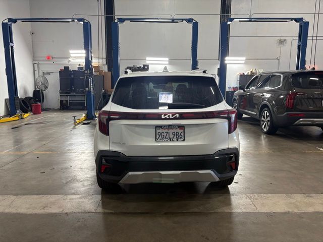 2024 Kia Seltos EX