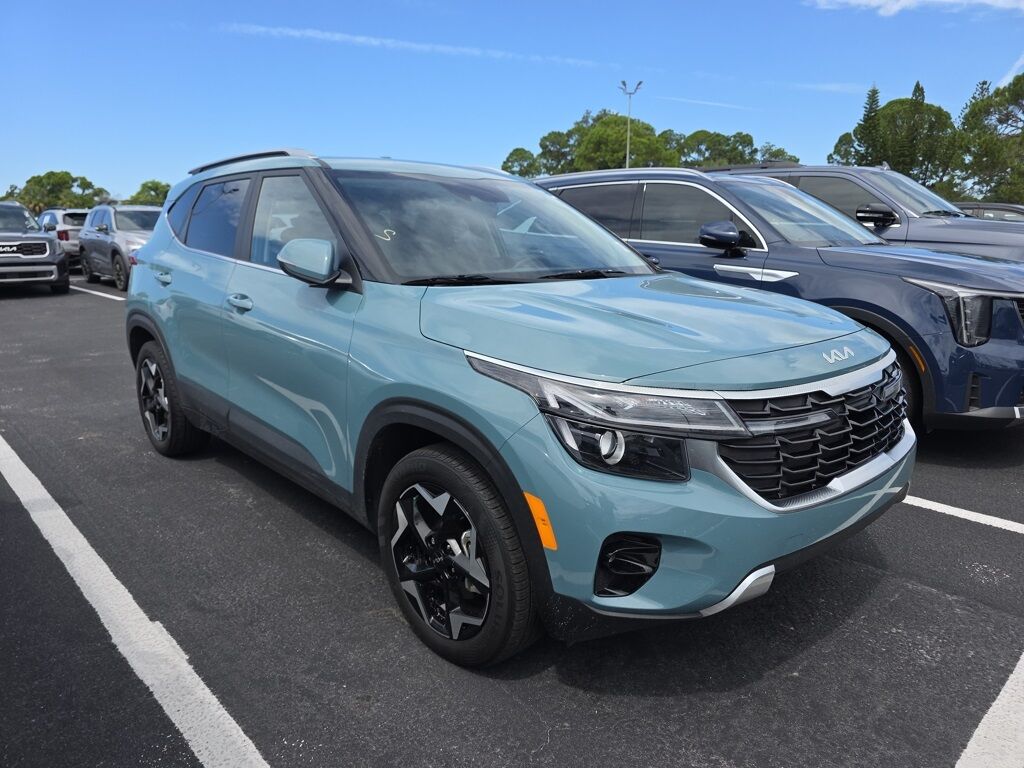 2024 Kia Seltos EX Oshkosh WI