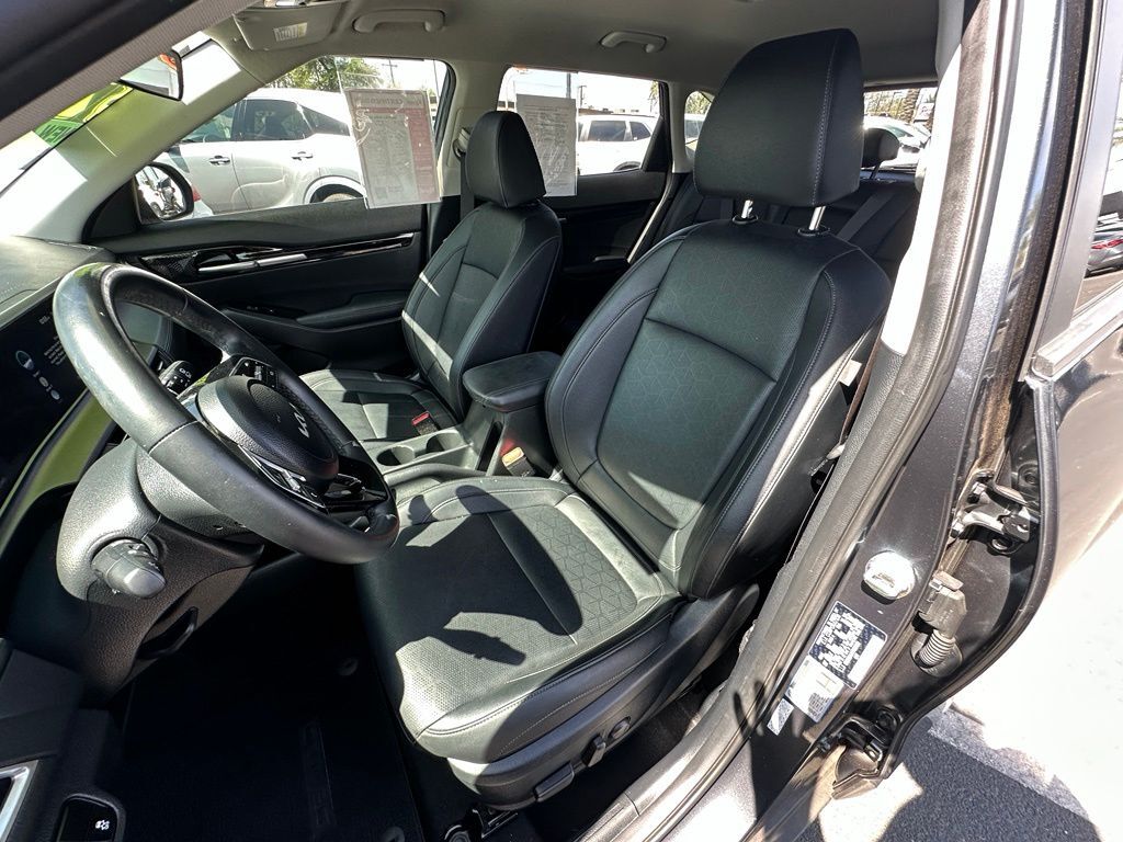 2024 Kia Seltos EX