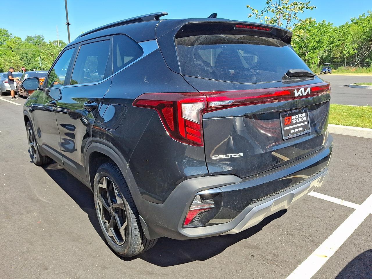 2024 Kia Seltos EX